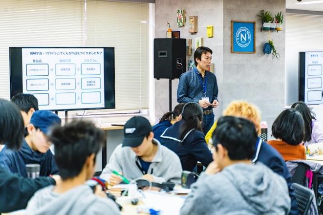 経産省「未来の教室」STEAMライブラリー事業3年連続採択 角川ドワンゴ学園、グルーヴノーツ、ミミクリデザイン AI機械学習による課題解決型/価値創造プロジェクト学習を 改良・実証し、「STEAMライブラリー」で来春公開
